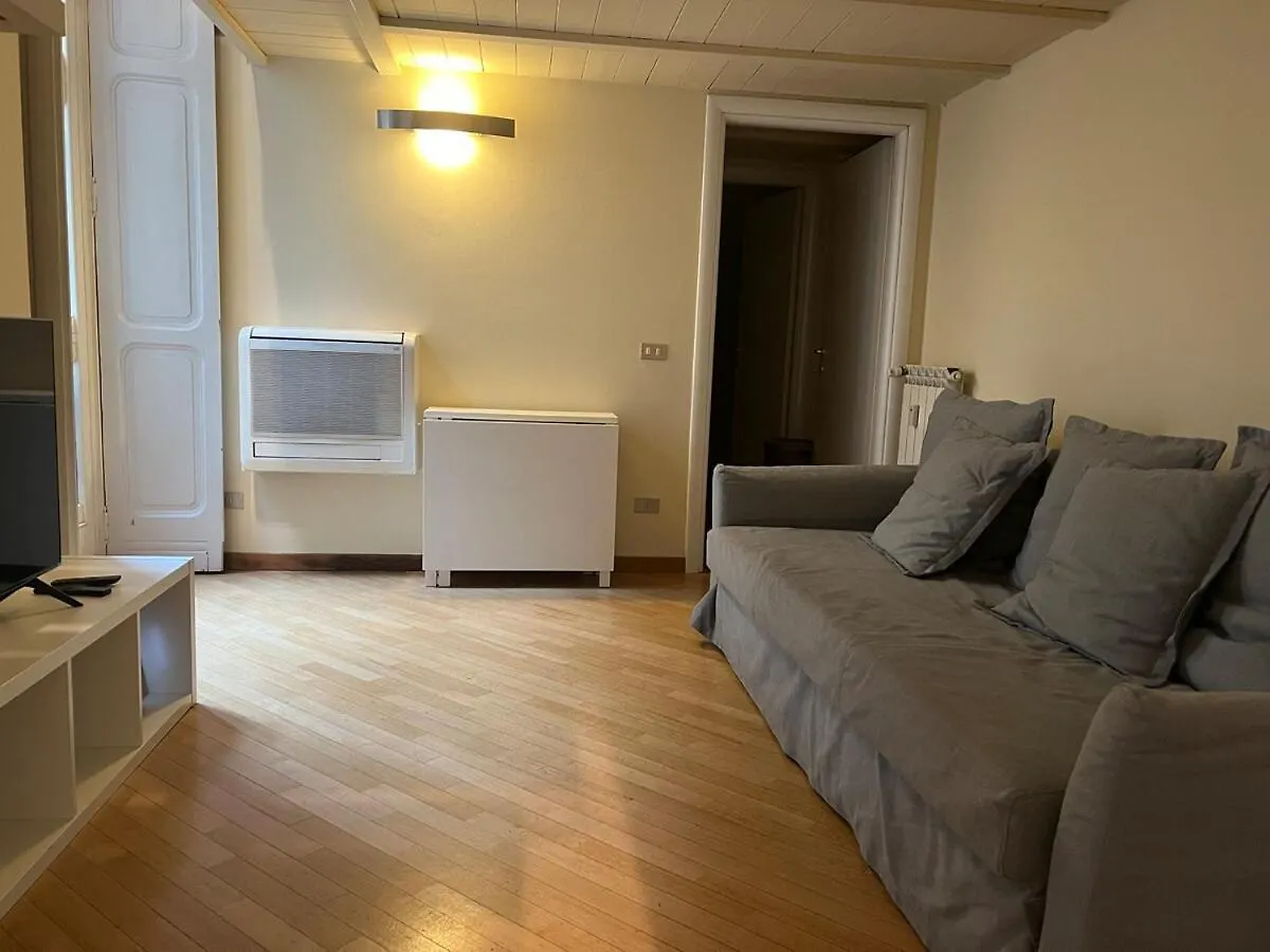 Cozy Apartment In Brera Milan